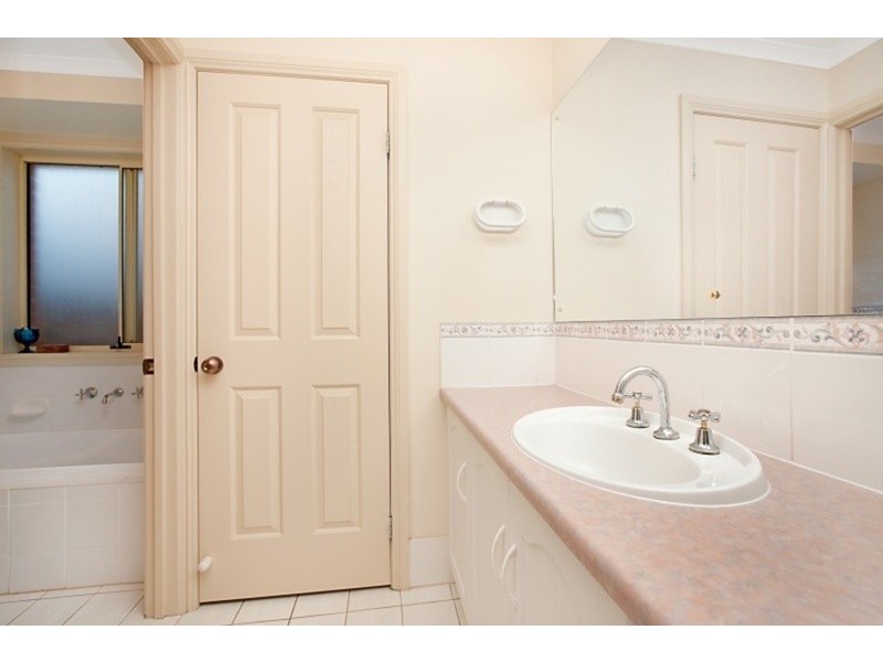 6 Keane Court, Evanston Park SA 5116