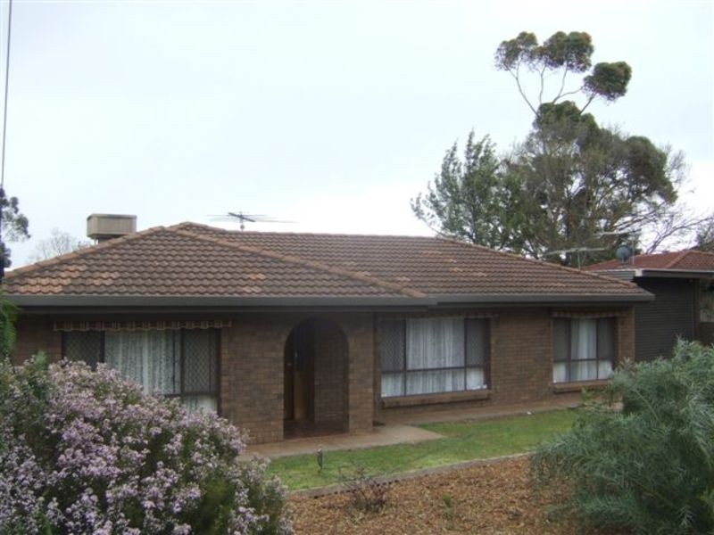 5 Russell Street, Evanston Park SA 5116