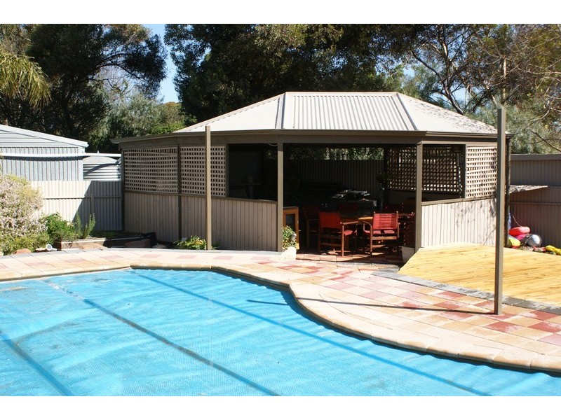 5 Russell Street, Evanston Park SA 5116