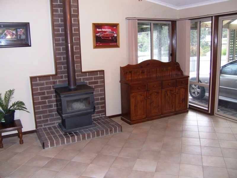 42 Eva Street, Williamstown SA 5351