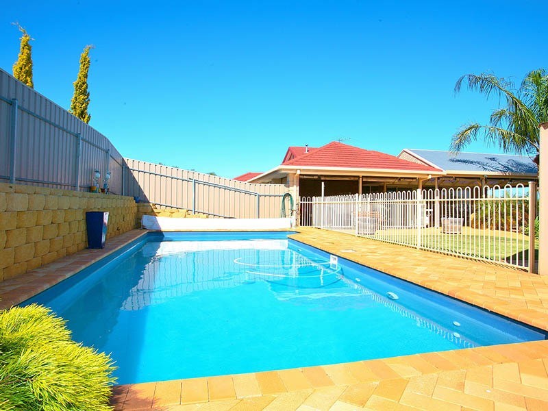 16 Blight Crescent, Hillbank SA 5112