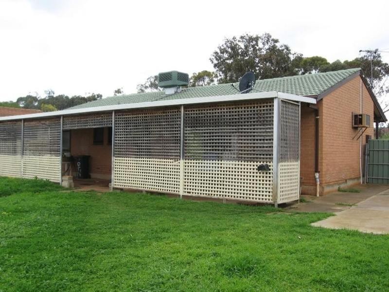 15 Carcoola Road, Munno Para SA 5115