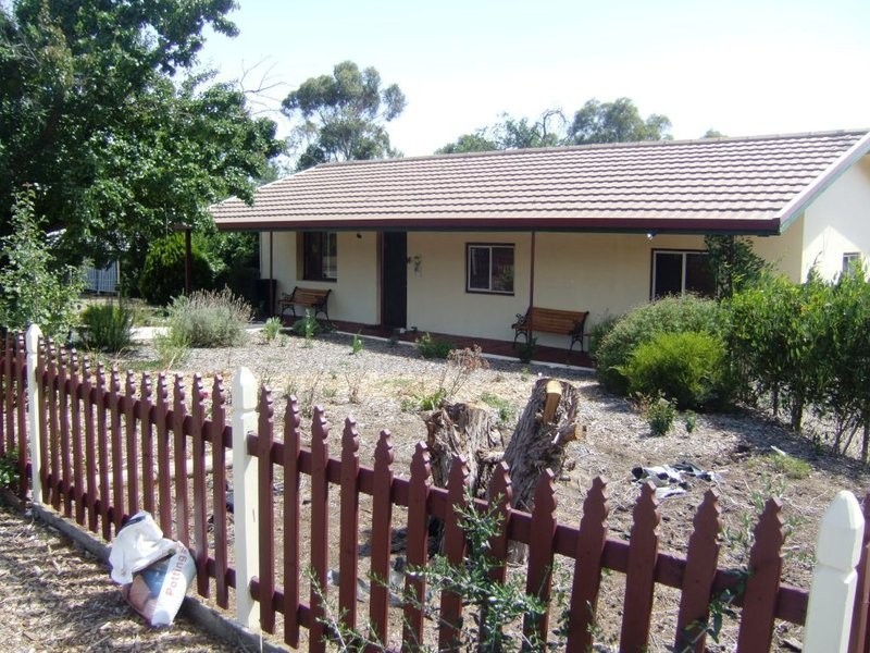 Lot 8 Williamstown Road, Cockatoo Valley SA 5351