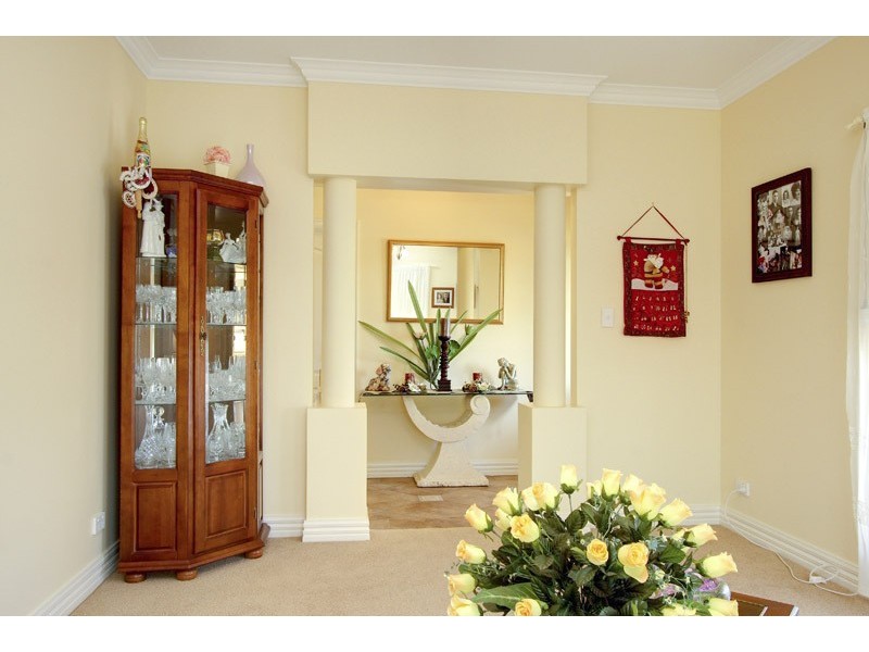 1 Bagot Court, Evanston Park SA 5116