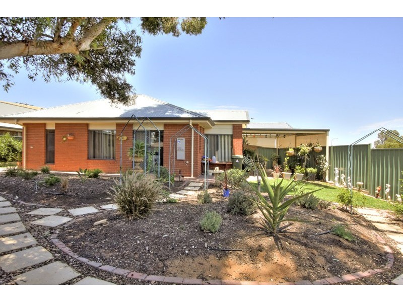 1 Bagot Court, Evanston Park SA 5116