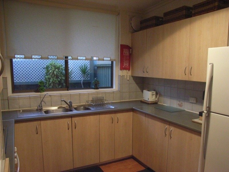 10 Montrose Street, Para Hills SA 5096