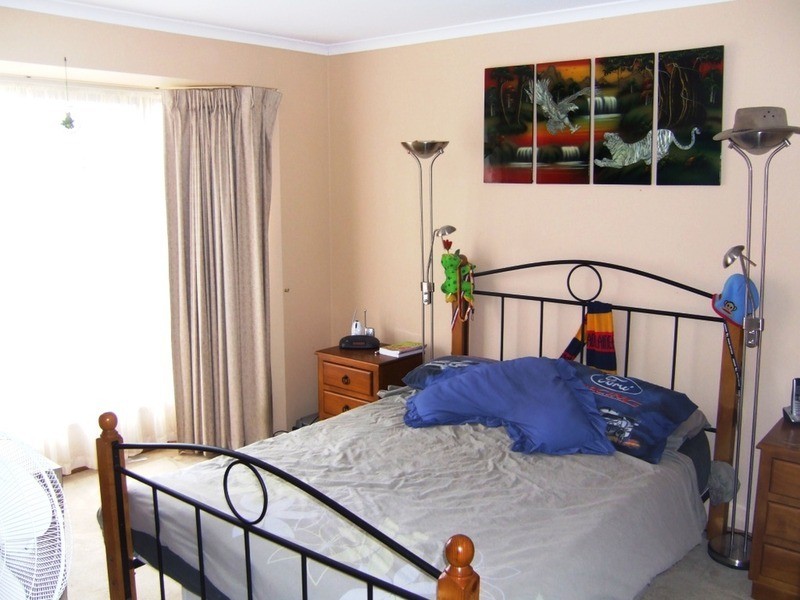 6 Maxwell Court, Evanston Park SA 5116