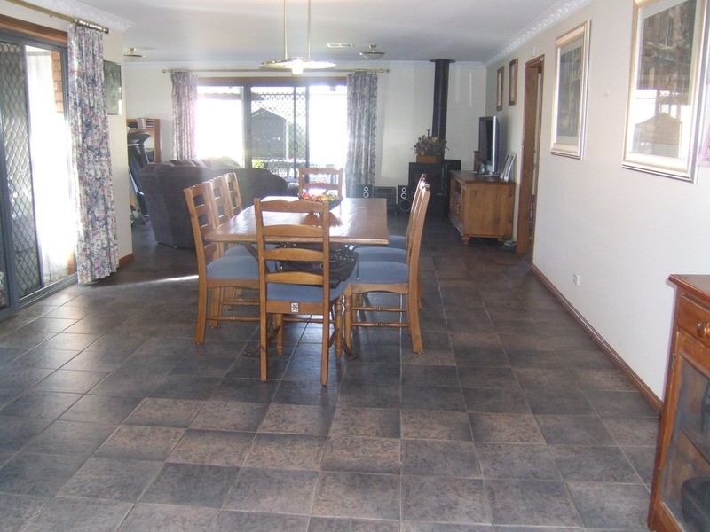 3 Smart Court, Evanston Park SA 5116