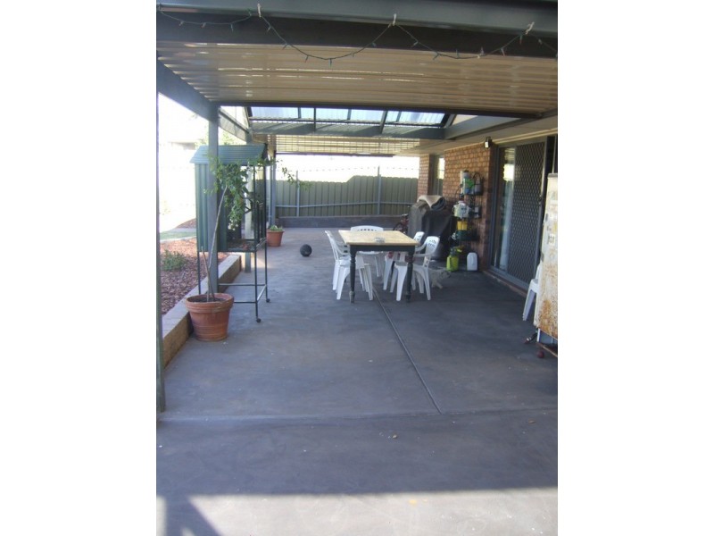 3 Smart Court, Evanston Park SA 5116