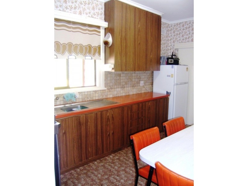 4 Upton Street, Elizabeth Vale SA 5112