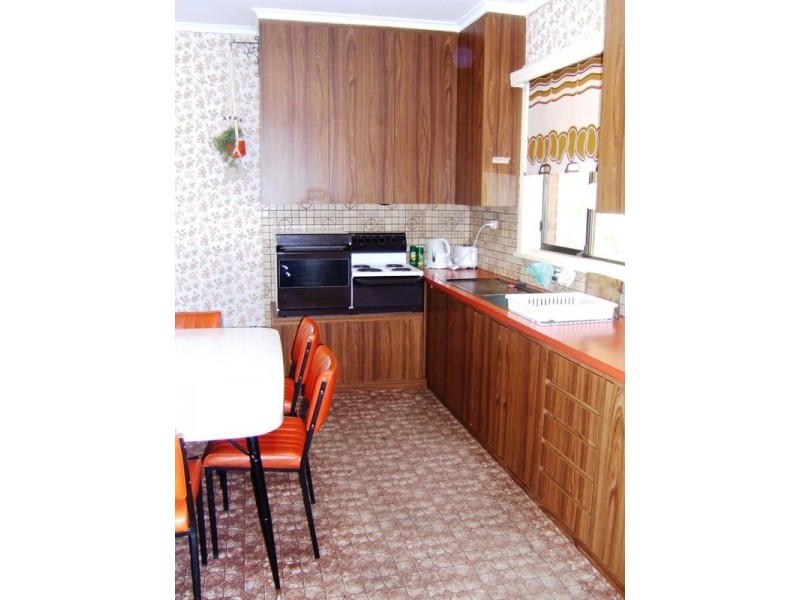 4 Upton Street, Elizabeth Vale SA 5112