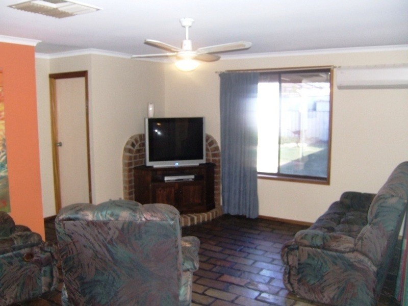 9 McDonnell Terrace, Evanston Gardens SA 5116