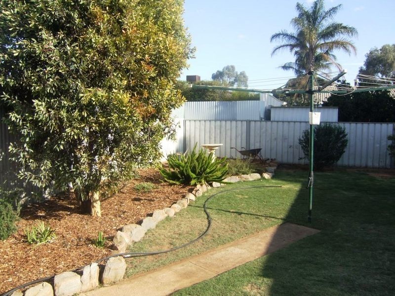 9 McDonnell Terrace, Evanston Gardens SA 5116