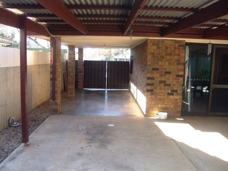 9 McDonnell Terrace, Evanston Gardens SA 5116