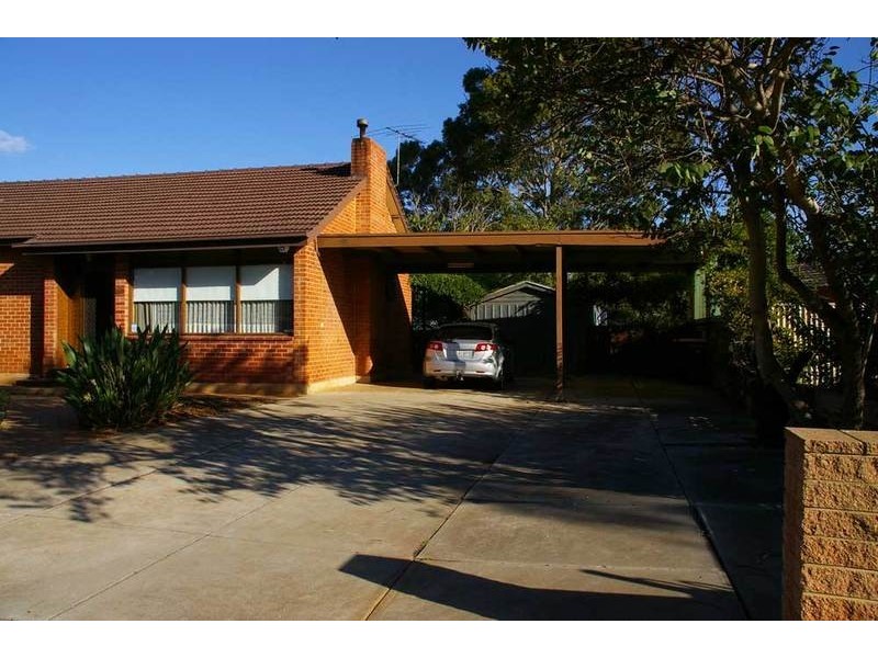 4 Upton Street, Elizabeth Vale SA 5112