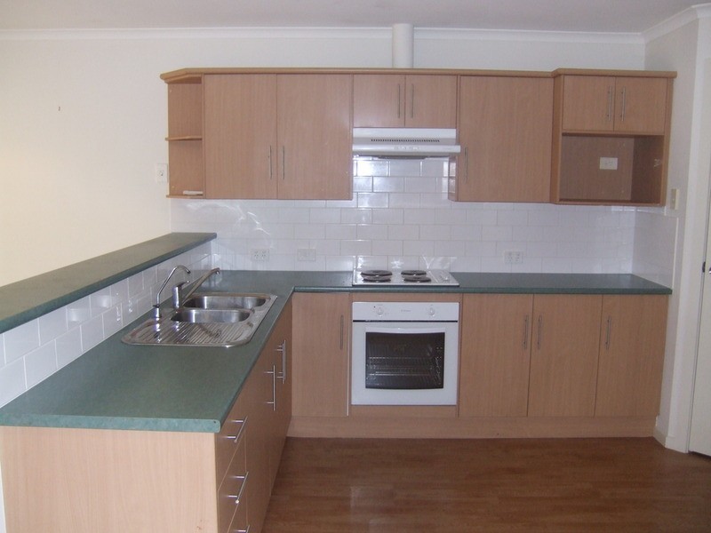 16 Weaver Drive, Willaston SA 5118