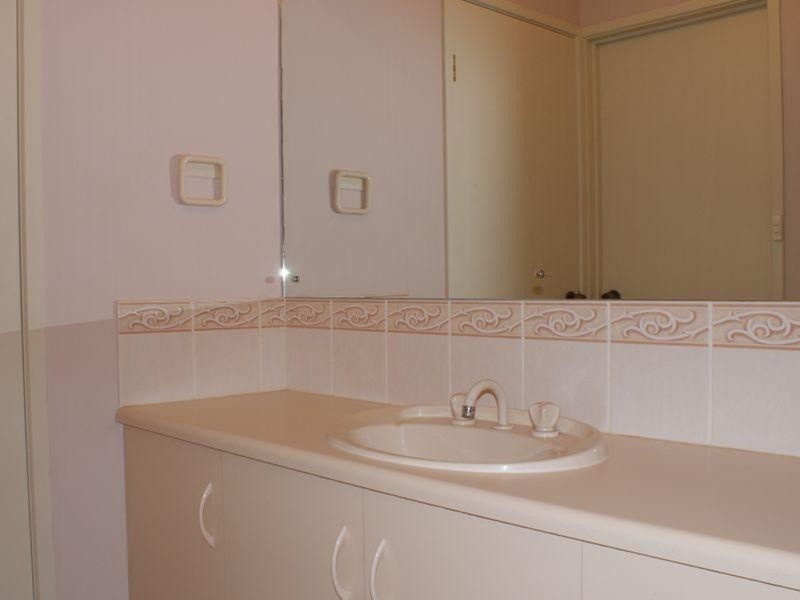 6 Finch Close, Andrews Farm SA 5114