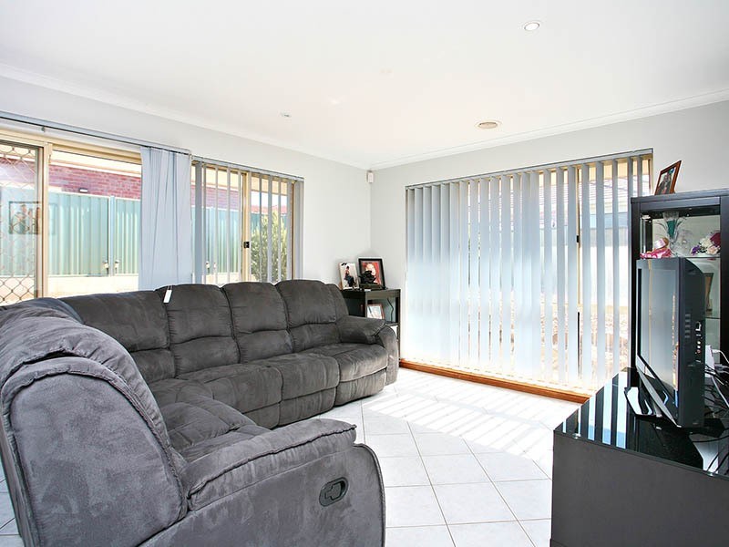 14 Saddle Crescent, Walkley Heights SA 5098