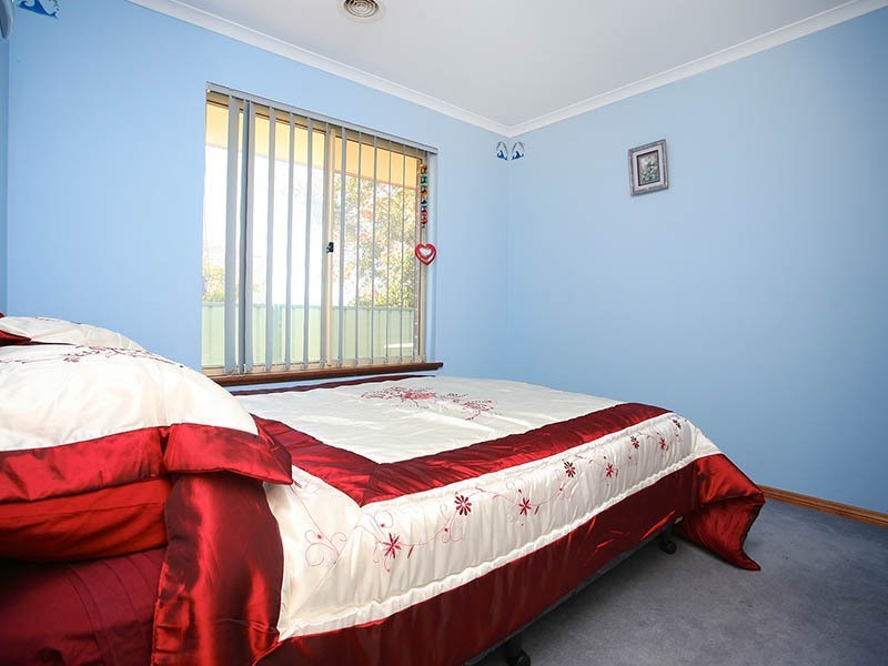 14 Saddle Crescent, Walkley Heights SA 5098