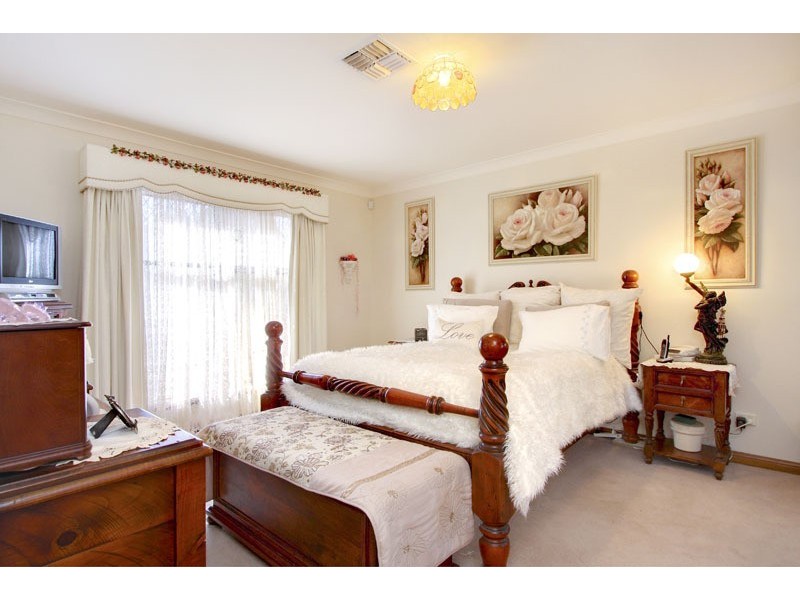 5 Brolga Way, Hewett SA 5118
