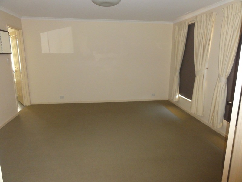 14 Premier Close, Andrews Farm SA 5114