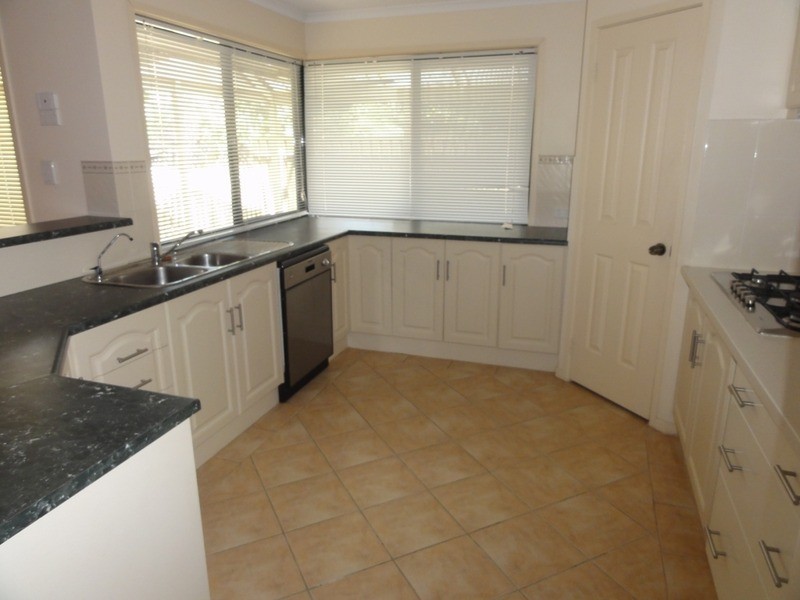 14 Premier Close, Andrews Farm SA 5114