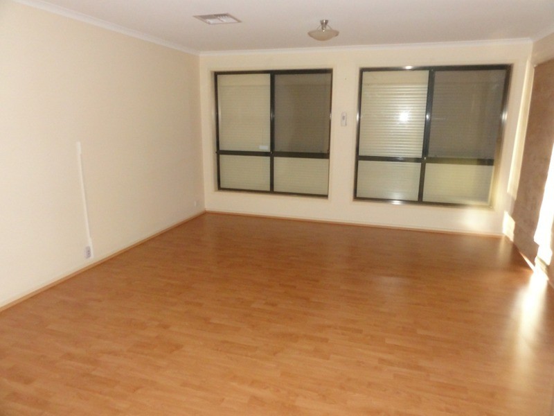 14 Premier Close, Andrews Farm SA 5114