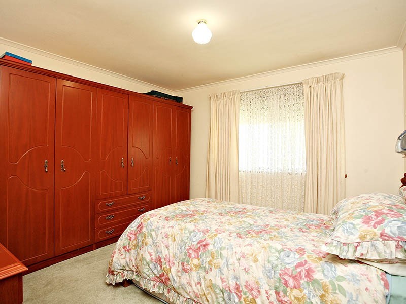 6 Barkley Crescent, Willaston SA 5118