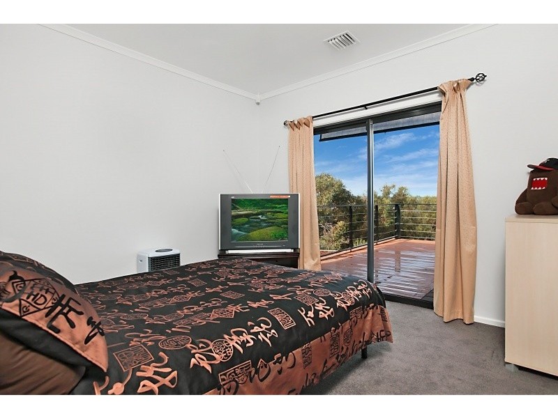 32 Oaklands Circuit, Hewett SA 5118