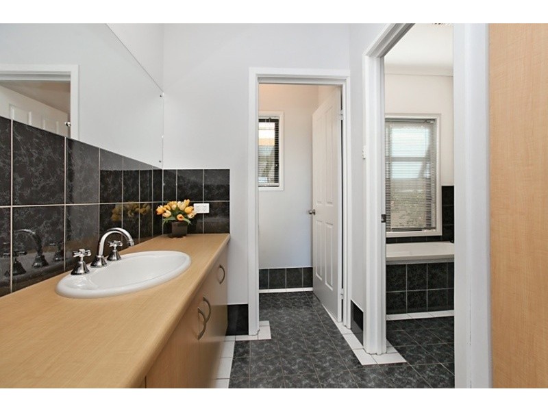 32 Oaklands Circuit, Hewett SA 5118