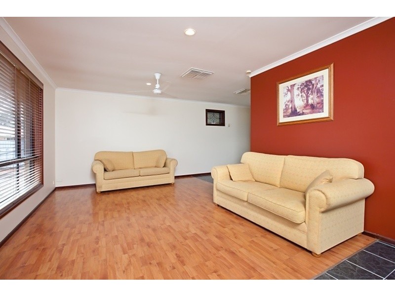 21 Window Road, Willaston SA 5118