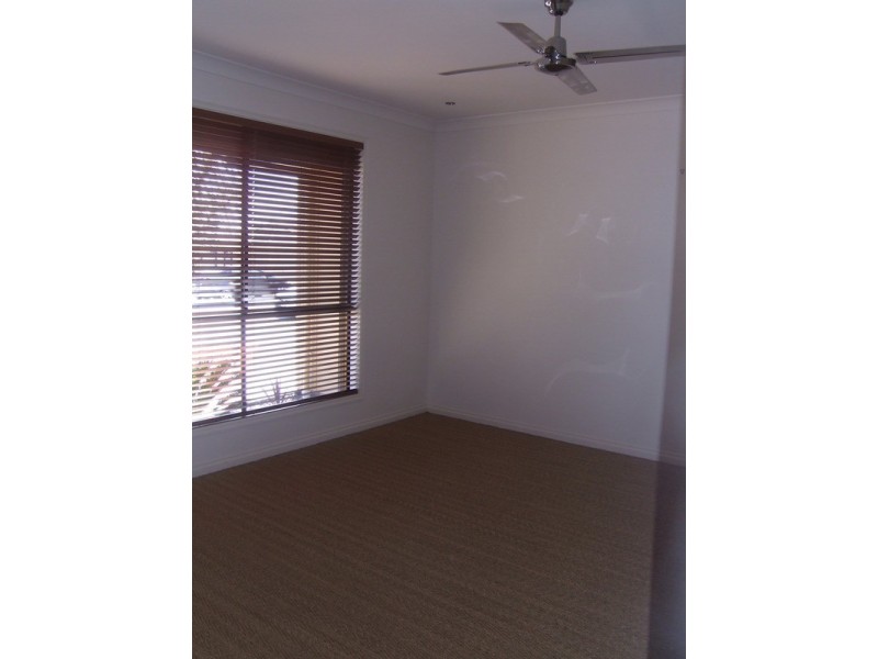 9 Lonsdale Crescent, Andrews Farm SA 5114