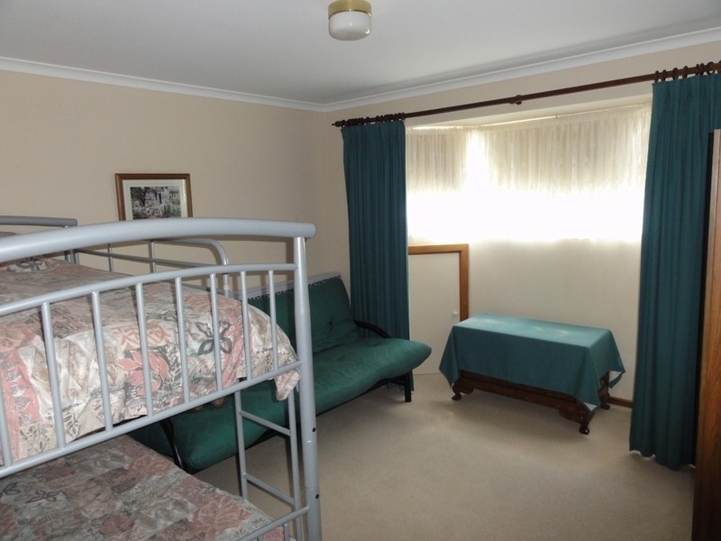 27 Hilltop Boulevard, Hillbank SA 5112