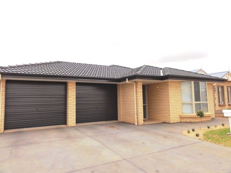 63 Strathaird Boulevard, Smithfield SA 5114