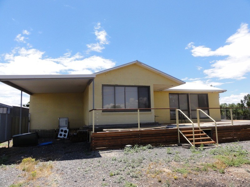 18 Teal Crescent, Thompson Beach SA 5501