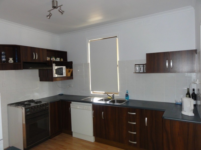 18 Teal Crescent, Thompson Beach SA 5501