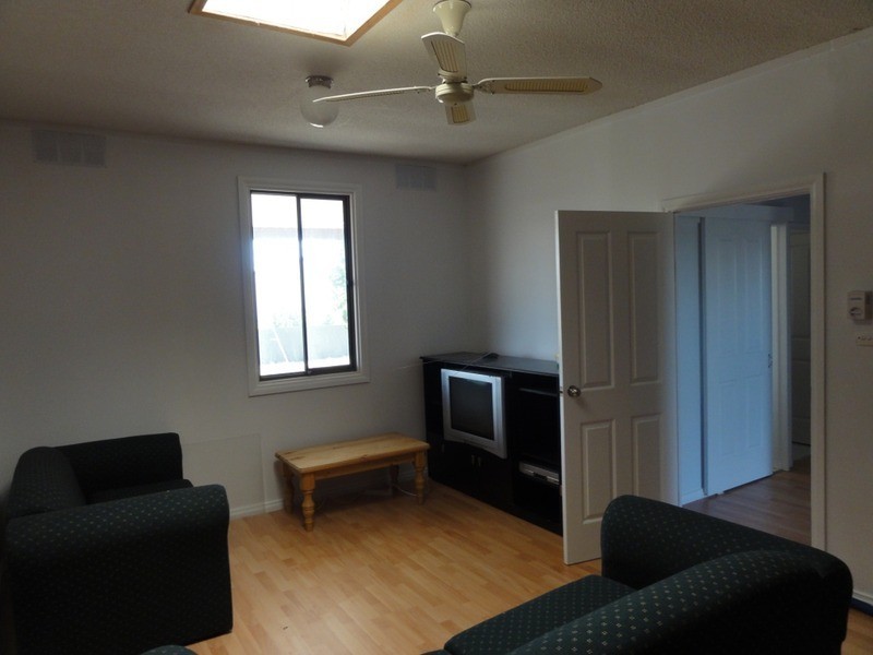 18 Teal Crescent, Thompson Beach SA 5501