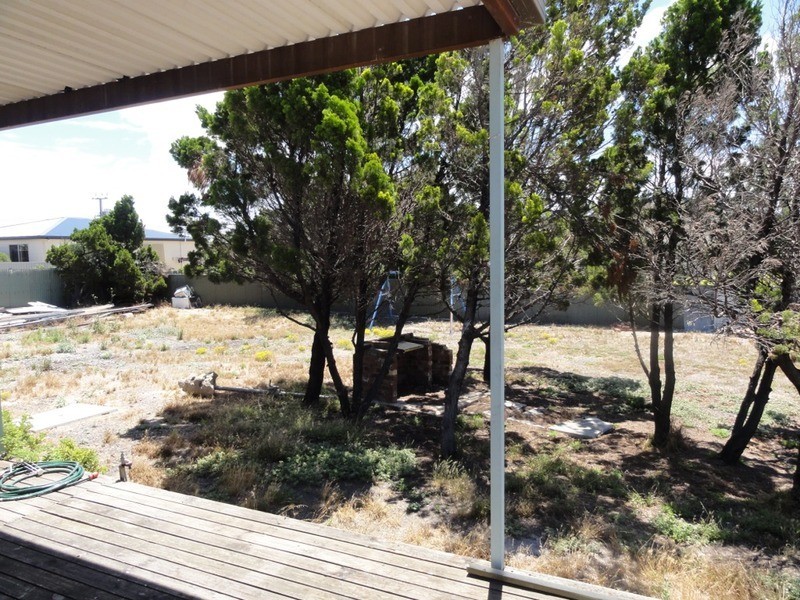 18 Teal Crescent, Thompson Beach SA 5501