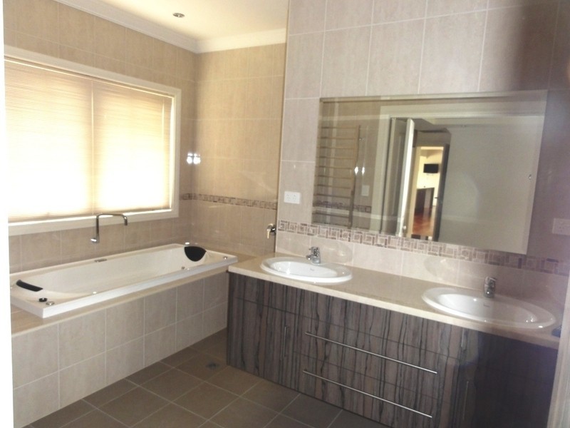 Lt 102 William Gilbert Avenue, Cockatoo Valley SA 5351