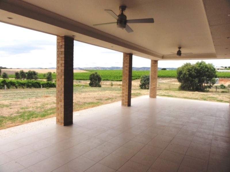 Lt 102 William Gilbert Avenue, Cockatoo Valley SA 5351