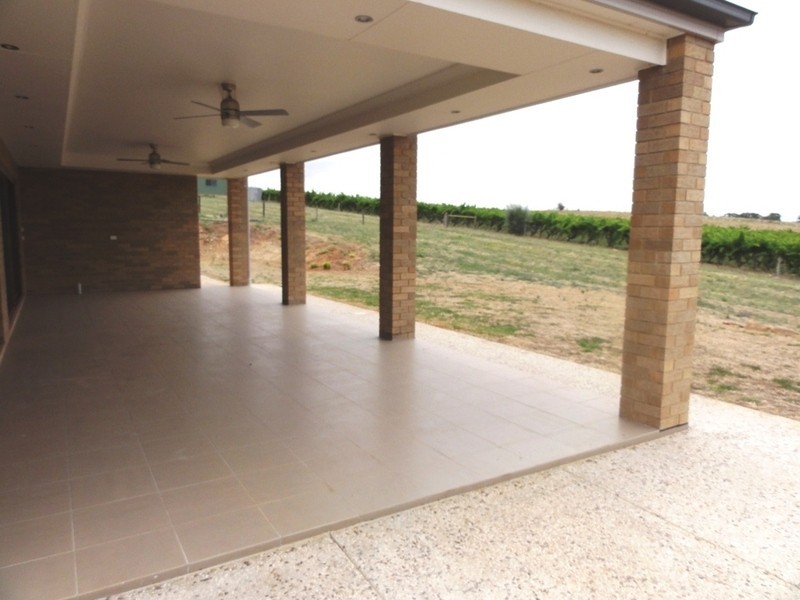 Lt 102 William Gilbert Avenue, Cockatoo Valley SA 5351