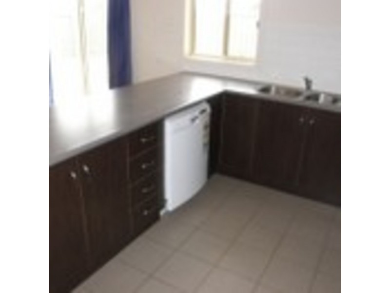 10 Albert Court, Andrews Farm SA 5114