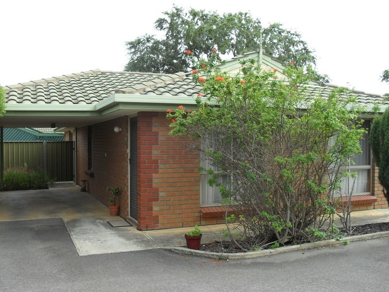 1 & 3/9 Harmer Court, Wynn Vale SA 5127