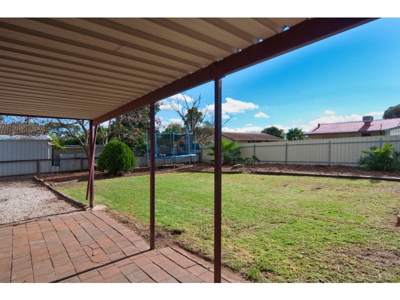 7 Noora Crescent, Munno Para SA 5115