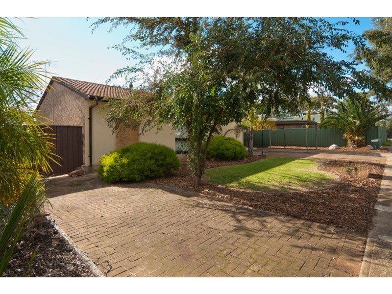 7 Noora Crescent, Munno Para SA 5115