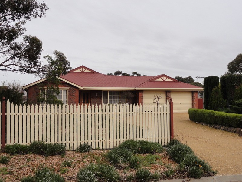 6 Cleland Court, Willaston SA 5118