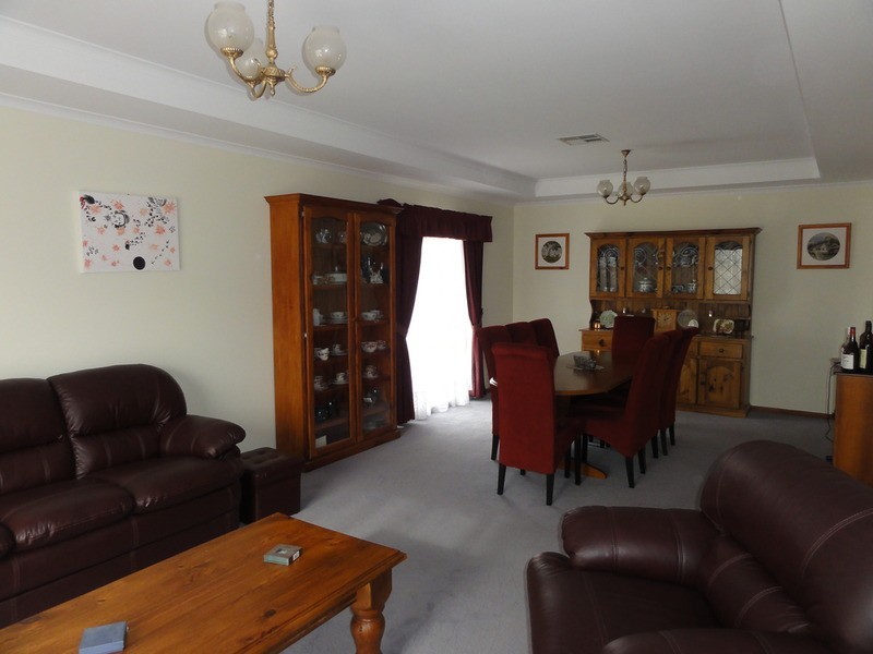 6 Cleland Court, Willaston SA 5118