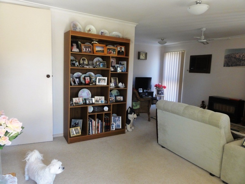 8 Hindmarsh Boulevard, Evanston Gardens SA 5116