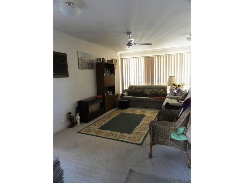 8 Hindmarsh Boulevard, Evanston Gardens SA 5116