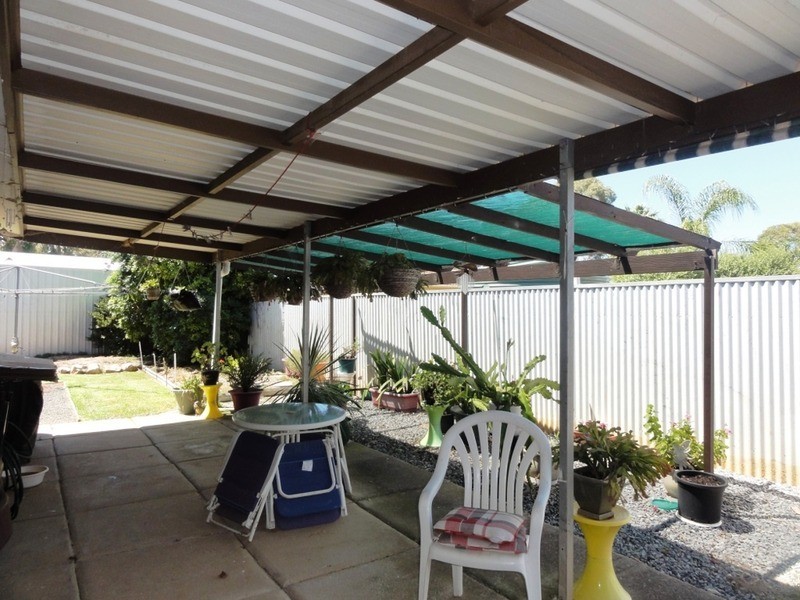 8 Hindmarsh Boulevard, Evanston Gardens SA 5116